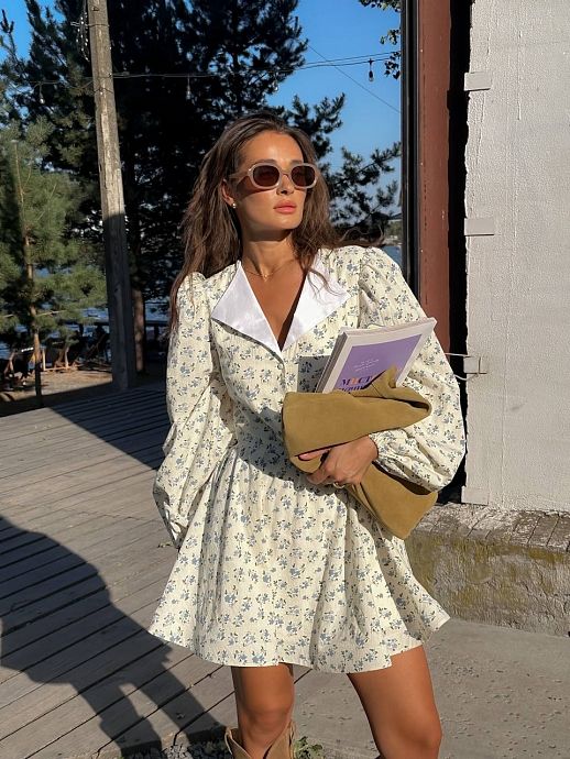 Lniana sukienka z kołnierzykiem