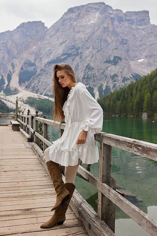 Sukienka mini z falbankami