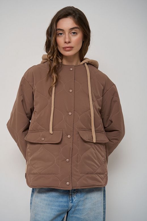 Kurtka z dzianinowym kapturem brązowa